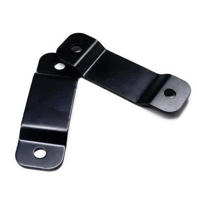 Clip per bracket Parti di stampaggio in metallo personalizzate Montaggio supporto di rivestimento nero