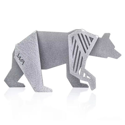 OEM Parti metalliche personalizzate di lamiera Taglio laser personalizzato Curvatura di ottone Origami Scultura di toro Arte metallica moderna