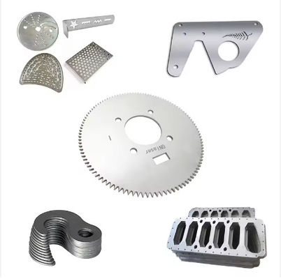Qualità garantita Parti di alluminio tagliate al laser La lavorazione CNC di fogli di alluminio tagliati al laser Parti metalliche