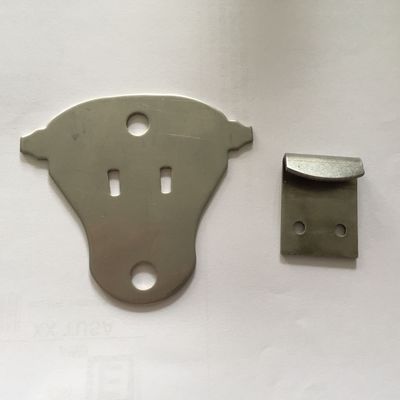 Fabbricazione di lamiere di metallo Acciaio inossidabile Rame di alluminio Stamping parte con piegatura CNC lavorazione servizio di taglio laser