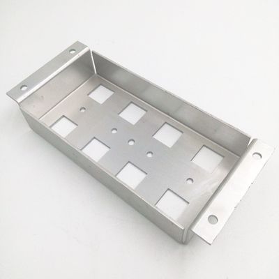 OEM Fabbricazione di lamiere di metallo su misura Parti di stampaggio di lamiere di metallo su misura