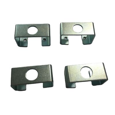 OEM Parti stampate in acciaio al carbonio con rivestimento in zinco bianco su misura per uso industriale