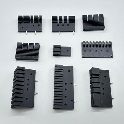 Fabbricazione di lamiere di metallo Profilo di alluminio personalizzato Scafo termico CNC di lavorazione Radiatore di estrusione di alluminio