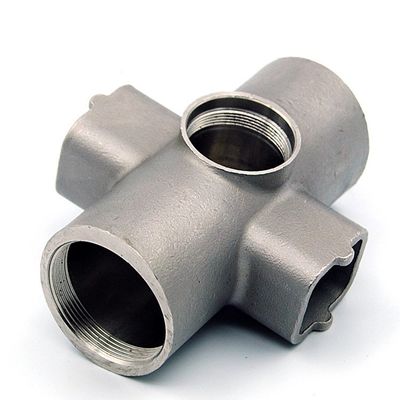OEM Custom High Precision Aluminum Alloy Die Casting Parts With High Polishing Sheet Metal Casting Forging Services Servizi di fusione in metallo