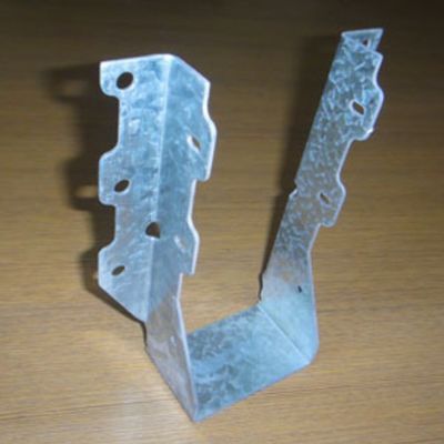 Collegatori di legno in acciaio a forma multipla